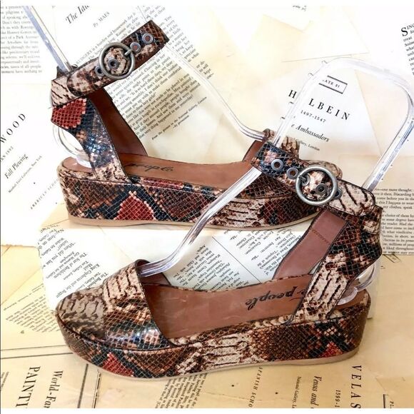Free People Platform Sandal Strap Snakeskin Print - Picture 5 of 8